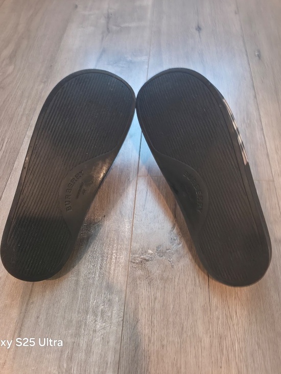 Burberry Novacheck Slide Sandals in Black and Beige main image 4